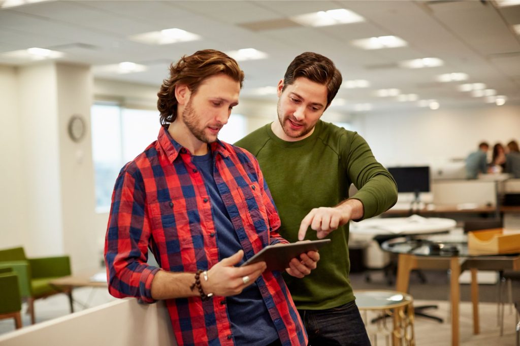 Closing the Field–Office Communication Gap 
